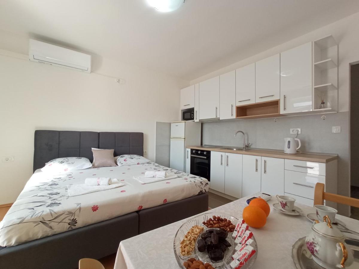 Sun Studio Apartment Komolac Екстер'єр фото