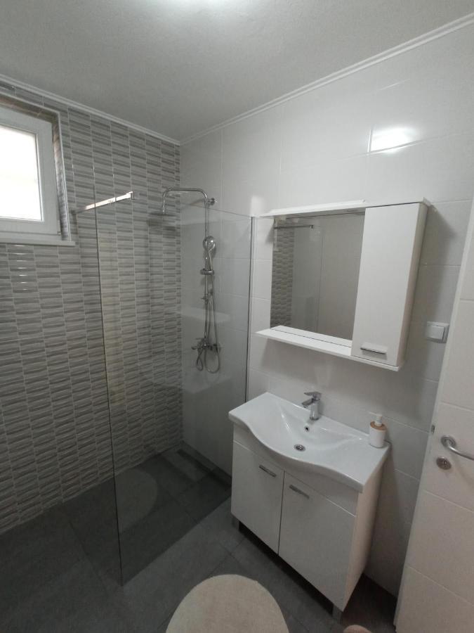 Sun Studio Apartment Komolac Екстер'єр фото